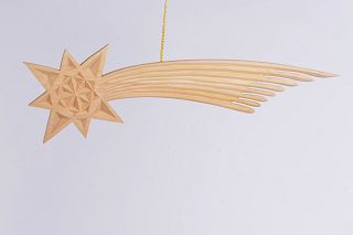 Komet aus Linde geschnitzt