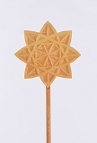Stern auf Stab, geschnitzt aus Linde